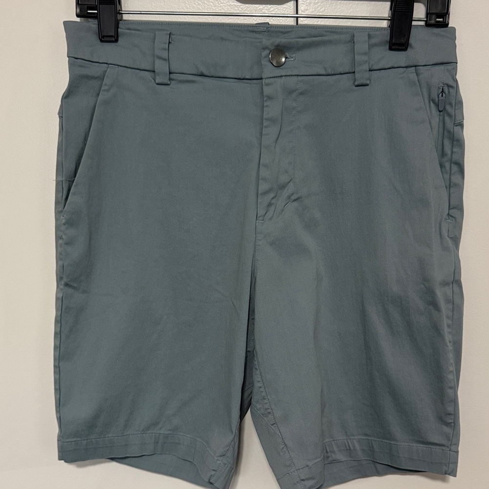 lululemon athletica Men's Flat Front Shorts in Slate Blue-Green